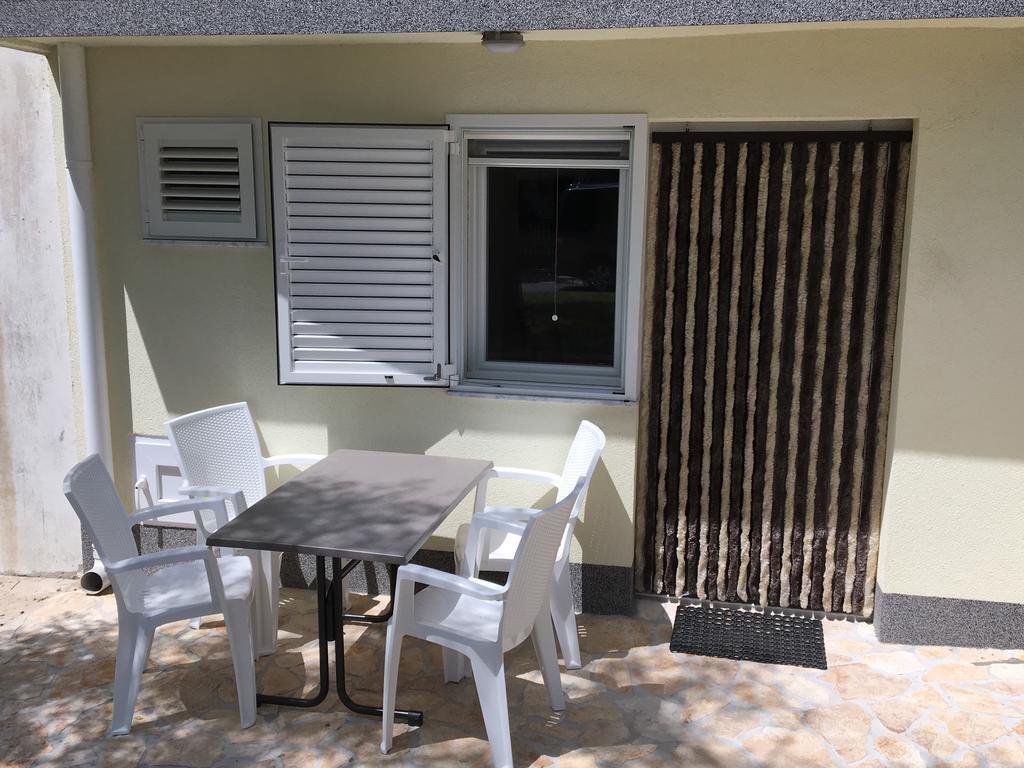 House Mima Villa Pag Town Exterior photo